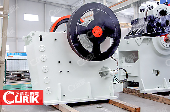 選擇科利瑞克石頭破碎機廠(chǎng)家，用心指導您砂石料生產(chǎn)