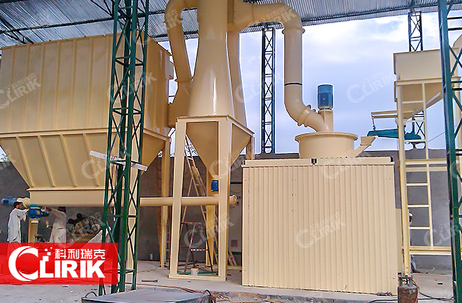 800目高嶺土超細磨粉機設備多少錢(qián)？